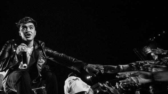 banner